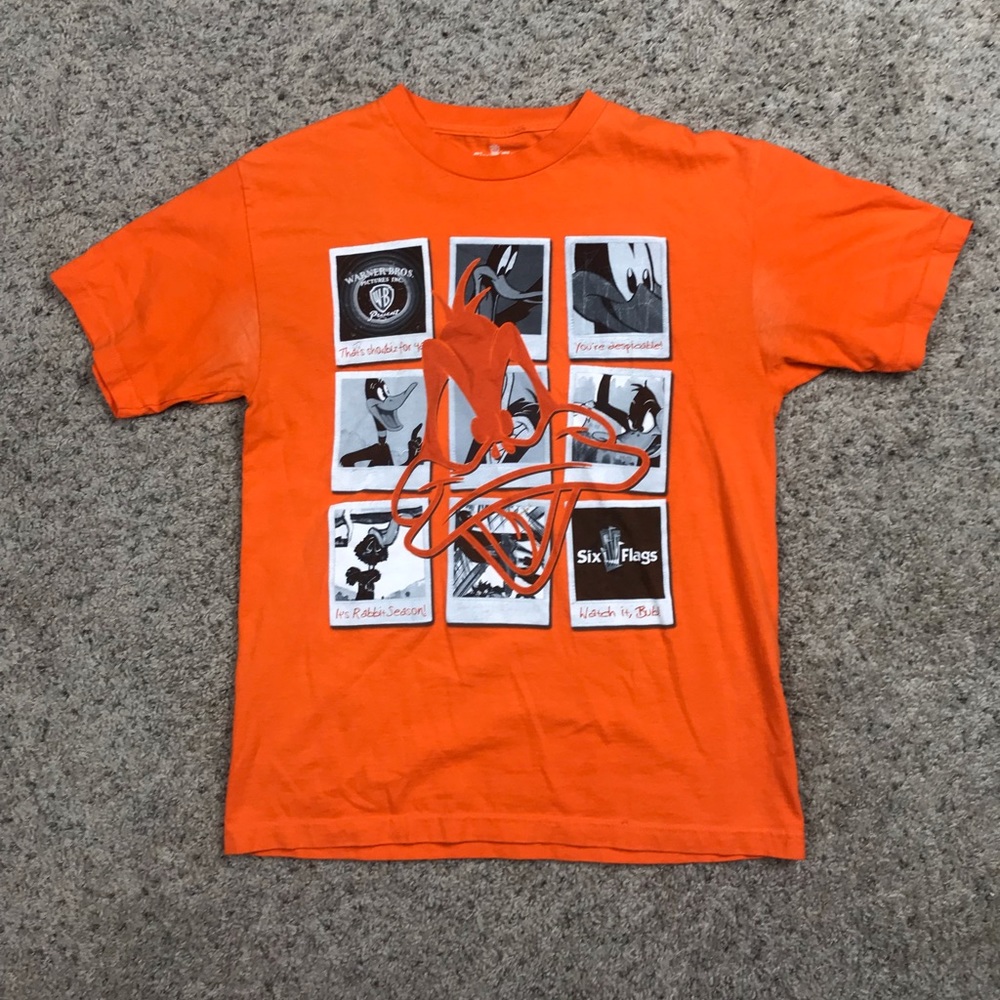 Vintage six flags Daffy Duck